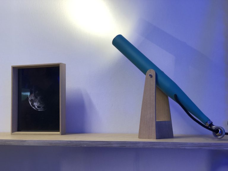 Road Light (Bielle d'avion) - Design : Premices and co ; Fabrication : ATIS Derichebourg