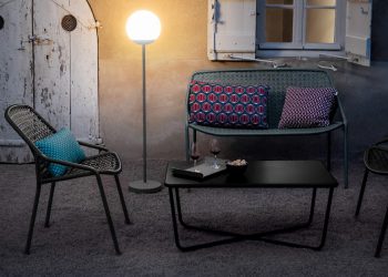 MOON! H134 by Fermob