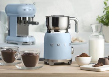 MFF01_Mousseur a lait_Chocolatiere_Smeg