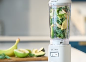 CUISINART-Portable-Blender-Lifestyle-16